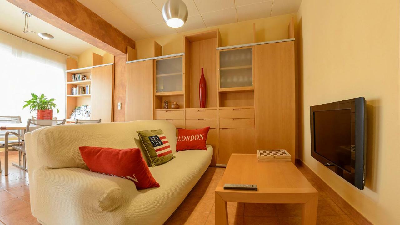 Apartamento "El Lila" - Parking Incluido 奥洛特 外观 照片